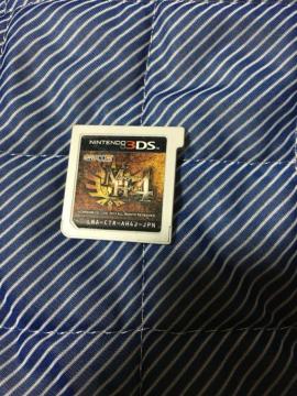 ds�\�t�g