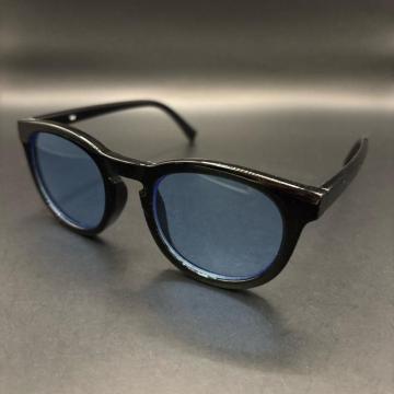 ���� GU �W�[���[ UV�J�b�g�E�F�����g���T���O���X