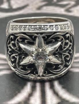 CHROME HEARTS �N�����n�[�c�@�N���b�V�b�N�I�[�o���X�^�[�����O��20��