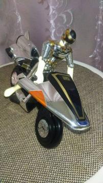 �d����������K�����W���[���o���_�C