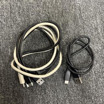  Anker AJ[ USB TYPE-C P[u 3{Zbg