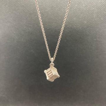 ���� TIFFANY&Co. �e�B�t�@�j�[ 925 �L���[�u �l�b�N���X