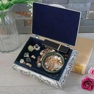 ���B���e�[�W���^���W���G���[�{�b�N�X�A���e�B�[�N�󔠂łǂ��ł��������f�U�C��