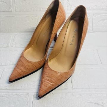 DIANA �_�C�A�i �p���v�X 24cm �T�[�����s���N �|�C���e�b�h�g�D 9cm�q�[�� �N���R�^���� ���f�B�[�X