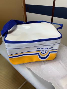 ヒロオカのエナメルクーラーバッグ