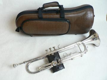 ygybg EVo[bL i