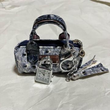 yG݁z vt / ~jobO `[EL[z_[ / 