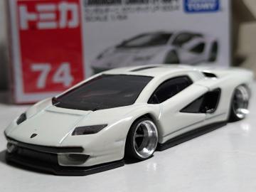 【トミカ改】ランボルギニ カウンタック LPI800-4