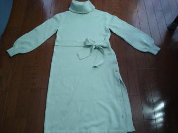 ���N�C�[���Y�R�[�g�@�A���S�����̃I�t�^�[�g���j�b�g�����s�[�X�����p�Q�E�R�x�I�������I