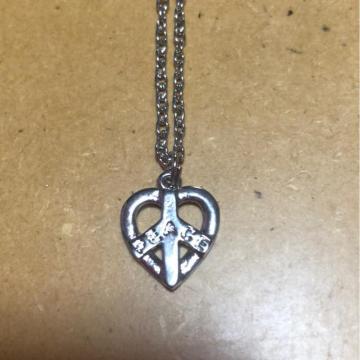 新品未使用★ミニハートピースデザイン★ネックレス★全長40cm★鍍金