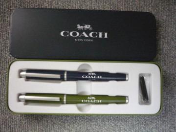 COACH�u���N�M�Z�b�g�vU28