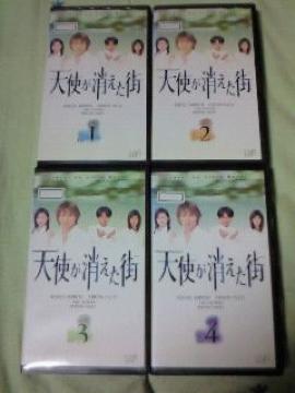 ޵ VgX S4 DVD {  c