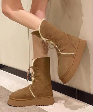 �������� �V�i �{�A���[�g���u�[�c���N�� ����u�[�c�~�C