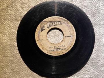 STUDIO ONE 7�C���`The Tempests�uPick Up The Pieces�v