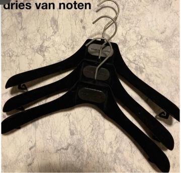 DRIES VAN NOTEN �h���X���@���m�b�e�� �n���K�[ 3�{�Z�b�g �x���A �� �u�����h