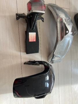ホンダモンキー、フェンダー、テールセット。