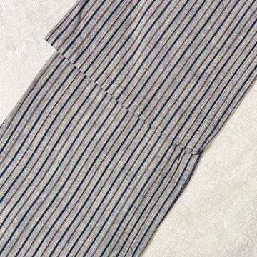 ���� �O���[ �X�g���C�v �� �c�� �䂩�� �� ��D�� ���~���Ă���