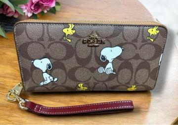 COACH R[`@z@Xk[s[  s[ibc@VOl`[@EbhXgbN@gp