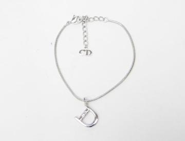 Christian Dior ި Dۺ ڽگāyz