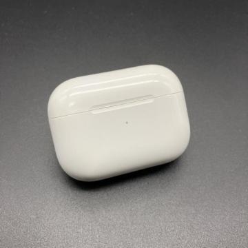  Apple Abv AirPodspro GA[|bYv [dP[X A2190