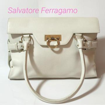 i Salvatore Ferragamo tFK nhobO  FI-21 4402 zCg U[ K`[j