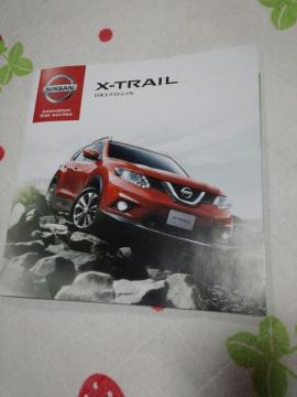 ニッサン  エクストレイル  カタログ☆