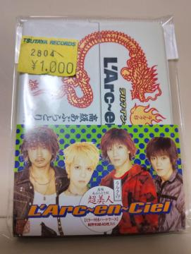 ��L'Arc-en-Ciel�� �����N�A���V�G�� �������Ԃ�Ƃ莆 �~���[�t���n�[�h�P�[�X ���J��