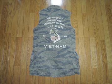 HYSTERIC GLAMOUR qXebNO}[ xgVc xXg F ʕ J ~^[ hJXeb` X[xjA