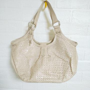 dans le sac DESIGNE v[g`[tIIVi