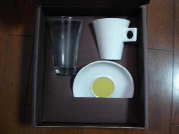 ���l�X�J�t�F�h���`�F�@�O���X�ƃJ�b�v���\�[�T�[���V�i�I�񔄕i�I�������I