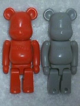BE@RBRICK޺ɎYoV̖ڋʃ}[NLFATHER & MOTHER