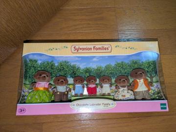 �V���o�j�A�t�@�~���[�����V�i�C�O�Ō���`���R���[�g���u���h�[���t�@�~���[�C�k�t�@�~���[2026�N�킭�킭�Z�b�g����2025�N