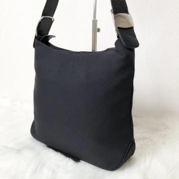 yǕizSalvatore Ferragamo V_[obO V_[ ubN  iC