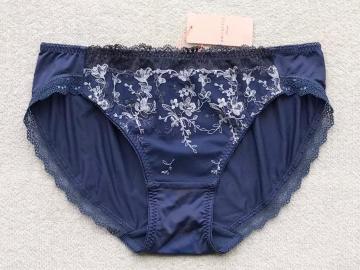 Triumph AMOSTYLE �V���[�c �k�T�C�Y �l�C�r�[ ����������