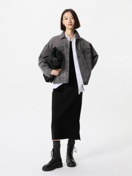 UNIQLO/XJ[gmE[̐ViubNjbgXJ[g