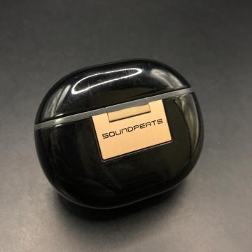 ���� SOUNDPEATS Air3 Deluxe HS �[�d�P�[�X�̂�