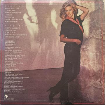 TOTALLY HOT/ OLIVIA NEWTON JONN