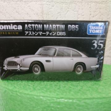 g~J AXg}[` DB5