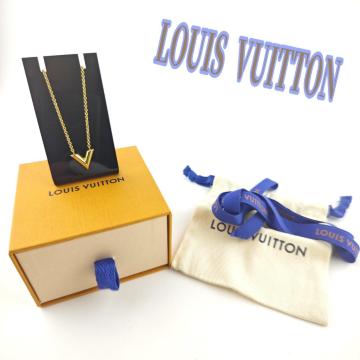 LOUIS VUITTON �l�b�N���X