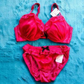 派手カワッ。。。F80×L。。ショッキングピンクジャガードストライプ柄ブラジャー&ショーツセット。。大きいサイズグラマー。。GAL