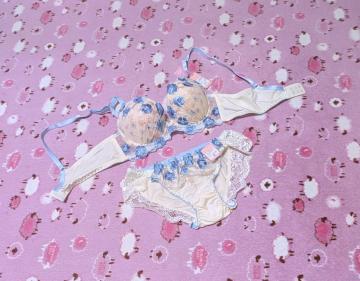 �t�@�b�V����02001