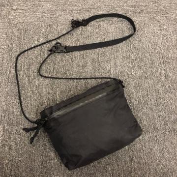  UNIQLO jN CgEFCgt@j[obO