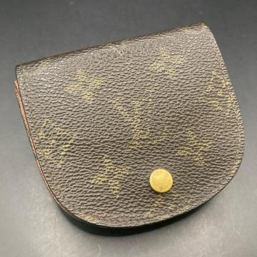 ���� LOUIS VUITTON ���C���B�g�� �|���g ���l �O�[ �R�C���P�[�X
