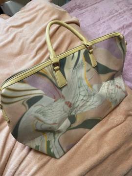 ���G���_�{�X�g���o�b�N