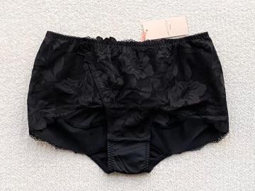 Triumph AMOSTYLE �V���[�c M�T�C�Y �q�b�v�n���O �p���[�l�b�g �u���b�N