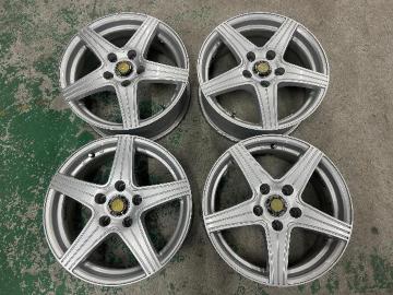 8072147)�E�F�b�Y16�C���`6.5J+40PCD114.3-5H�Z�_�����S��4�{�Z�b�g��������