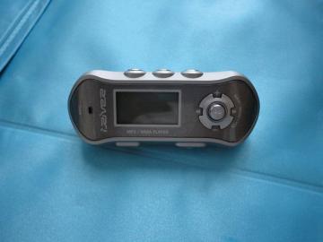 i riner MP3@^\