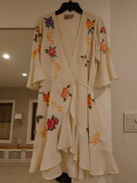 ベージュ花柄チュニックワンピース 袖フリルカシュクール Mサイズ