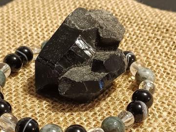 ���A�ł��B�u���͂Ȗ������A�������̂����Ƃ��āB�v��_���B