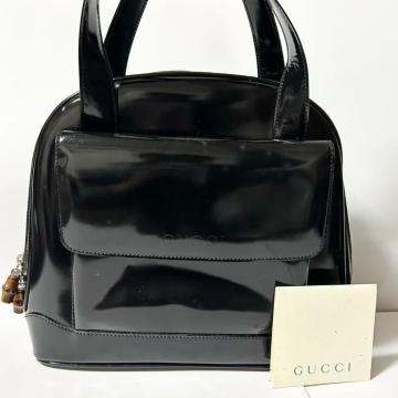 GUCCI �o���u�[ �p�e���g���U�[ �����V�����_�[�o�b�O �V�����_�[�o�b�O 01�E111�E1650 �u���b�N